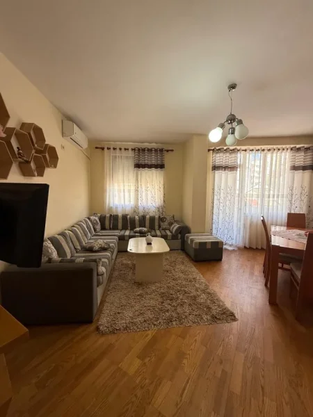 Tirane, shitet apartament 1+1+Ballkon , 68 m² 91.000 € (Fresk, Rruga e Thesarit)