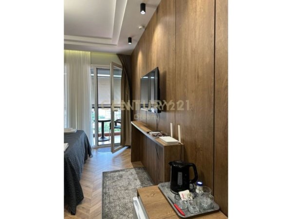 Tirane, shes apartament 1+1 Kati 8, 76 m² 180.000 € (Rruga Asim Vokshi)