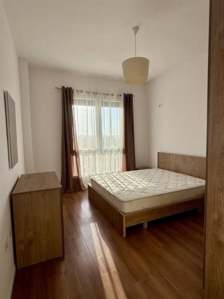 Tirane, jepet me qera apartament 2+1 Kati 6, 100 m² 650 € (RRUGA 5 MAJ)