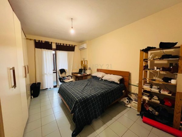 Tirane, shitet apartament 3+1+Aneks+Ballkon Kati 1, 164 m² 400.000 € (Komuna Parisit)