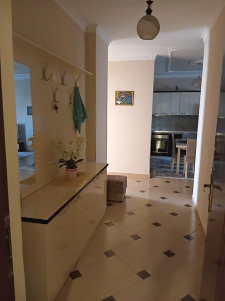 Durres, jepet me qera nga Pronari, pa-komision apartament 2+1+Ballkon Kati 8, 100 m² 400 € 