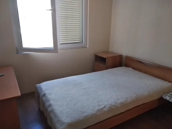 Apartament 2+1+ POST PARKIMI 850 € (KODRA E DIELLIT)