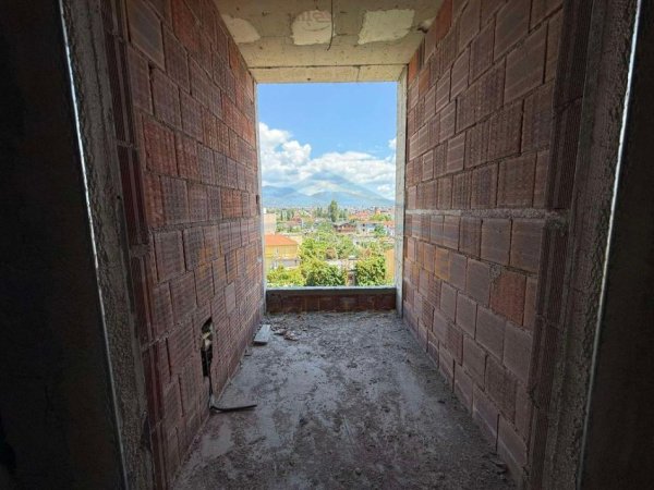 Tirane, shitet apartament 1+1+Ballkon Kati 5, 70 m² 76.000 € 