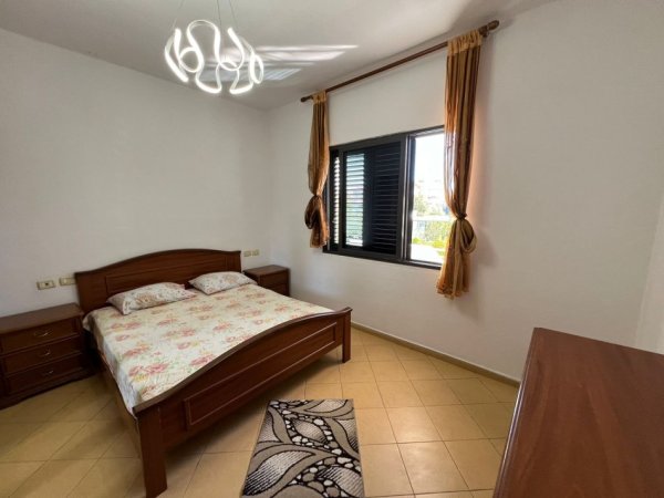 Tirane, jepet me qera shtepi 1+1 Kati 2, 350 € 