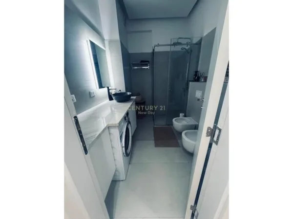 Tirane, shitet apartament 3+1 Kati 3, 109 m² 240.000 € (Kodra e Diellit 2)