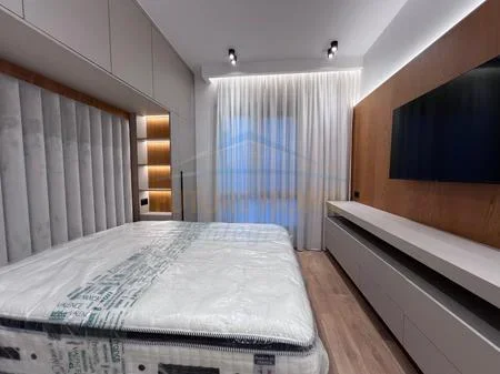 Tirane, shitet apartament 2+1 Kati 1, 87 m² 220.000 € 