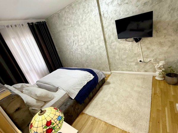 Tirane, jepet me qera apartament 2+1 Kati 4, 620 € 