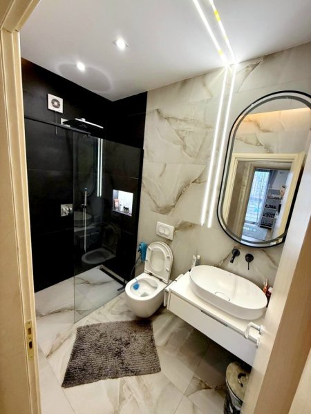 Tirane, jepet me qera apartament 2+1 Kati 4, 620 € 