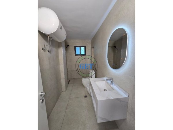 Durres, shitet apartament 2+1 Kati 1, 95 m² 88.000 € (Tek Parku Vala, Durres.)