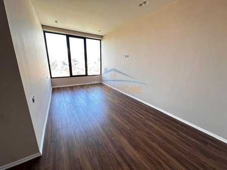 Tirane, shitet apartament 1+1 Kati 3, 71 m² 117.500 € (SELITE)