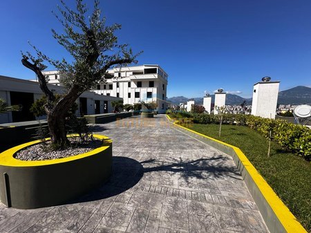 Tirane, shitet apartament 1+1 Kati 3, 71 m² 117.500 € (SELITE)