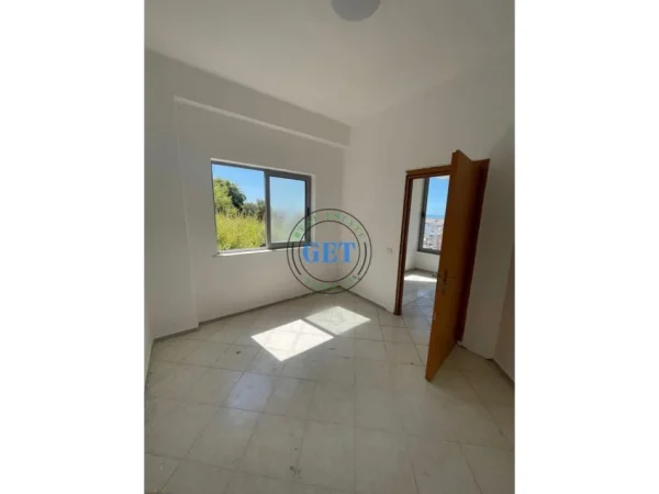 Durres, shitet apartament 1+1 Kati 1, 52 m² 62.000 € (Shkembi i Kavajes, Durres)