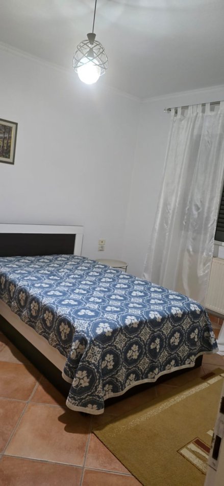 Tirane, jepet me qera Vile 3+1