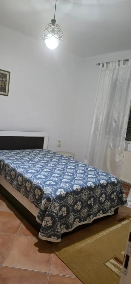 Tirane, jepet me qera Vile 3+1
