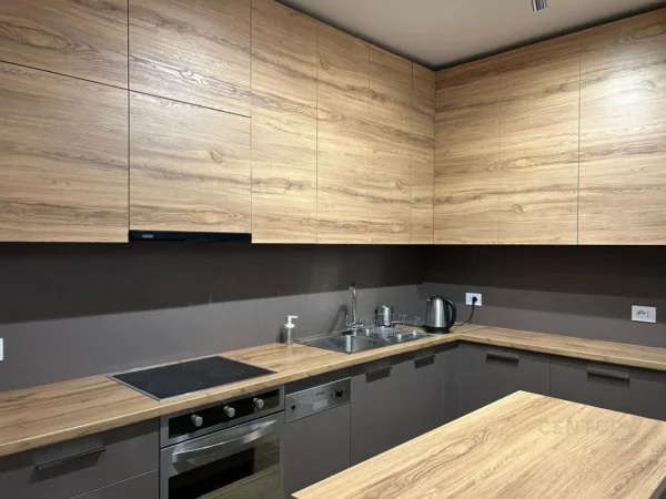 Tirane, jepet me qera apartament 1+1 Kati 9, 87 m² 550 € 