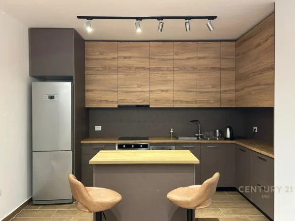 Tirane, jepet me qera apartament 1+1 Kati 9, 87 m² 550 € 