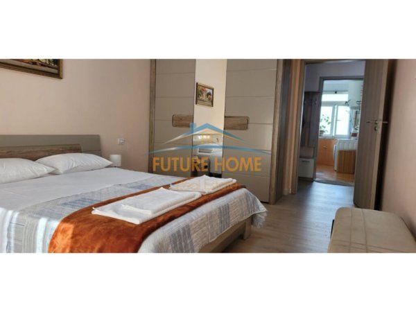 Tirane, jepet me qera apartament 2+1+Ballkon Kati 3, 80 m² 700 € (Rruga Mine Peza, Prane Kafe Flora)