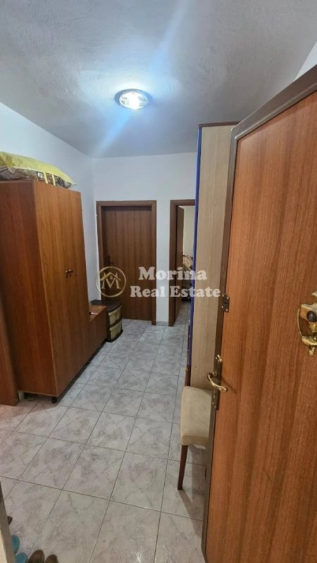 Tirane, jepet me qera apartament 1+1 Kati 2, 100 m² 520 € (Shkolla e Baletit)