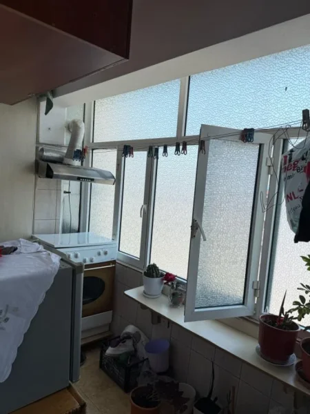 Tirane, shitet apartament 2+1+Aneks Kati 5, 102 m² 130.000 € (Prane Spitalit Ushtarak)