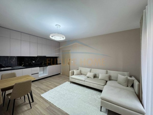 Tirane, shitet apartament 1+1 Kati 5, 73 m² 109.000 € (ASTIR, PRANE BAR ARTISTIT)