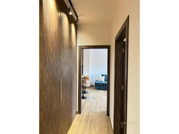 Tirane, jepet me qera apartament 1+1 Kati 9, 87 m² 550 € (OASIS RESIDENCE, Unaza e Re)