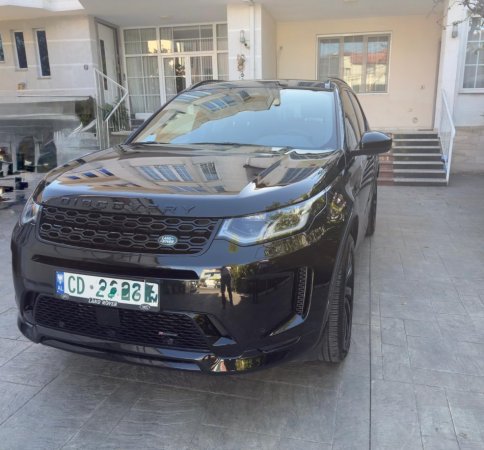 Tirane, shes SUV Land Rover Discovery Sport PHEV Benzin, e zeze automatik Kondicioner 30017 km 54.500 € (Shitet nga Diplomat)