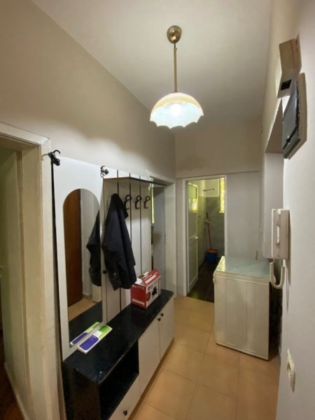 Jepet me Qera Apartamenti 2+1 ne Vasil Shanto ,Kati 2, 90 m² 520 €URO