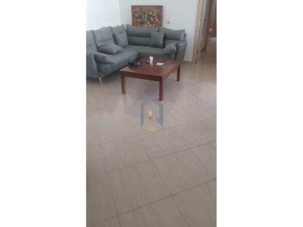 Tirane, jap me qera apartament 3+1+Ballkon Kati 5, 110 m² 800 € (Don Bosko)
