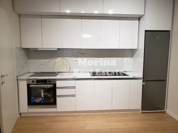 Tirane, jepet me qera apartament 1+1+Ballkon Kati 6, 60 m² 520 € (Don Bosko)