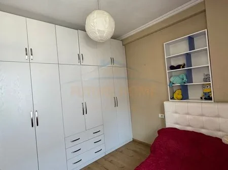 Tirane, shitet apartament 2+1 Kati 4, 97 m² 280.000 € (KOMUNA E PARISIT,KOMPLEKSI NIKU)