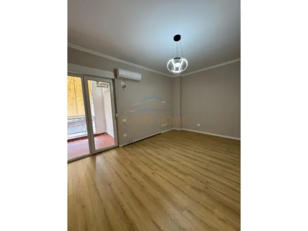 SHITET APARTAMENT 1+1 TEK OXHAKU