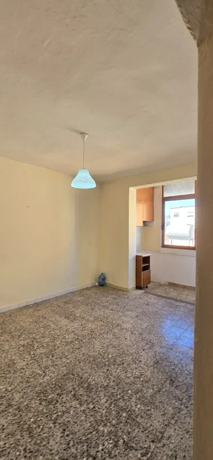 Shitet Apartamenti 1+1 + Depo tek 21 Dhjetori  afer  Hotel Mondial, Kati 4, 59 m² 125.000 €URO