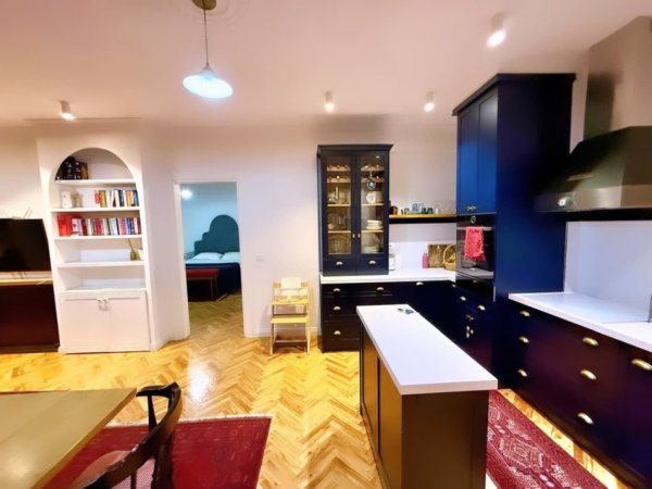 Tirane, shitet apartament 2+1 , 113 m² 265.000 € (prane kontakt)