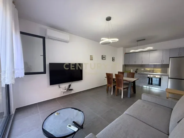 Tirane, jepet me qera apartament 1+1 Kati 4, 65 m² 500 € (kompleksin ASL2 prane ish Venue Club)