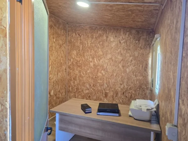 Tirane, shes zyre Kati 1, 15 m² (rruga nacionale vore fushkruje km1)