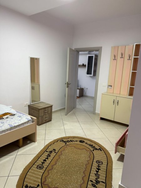 Tirane, jepet me qera apartament 2+1 , 120 m² 600 € (Astir (mbrapa OSLO))