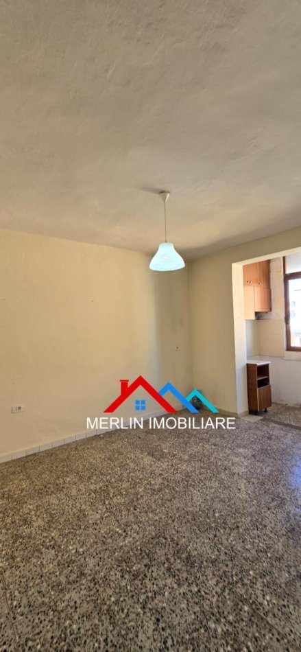 Tirane, shitet apartament 1+1 Kati 4, 59 m² 125.000 € (RRUGA KONGRESI I LUSHNJES,21 DHJETORI)