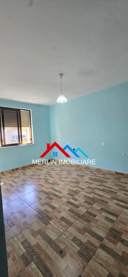 Tirane, shitet apartament 1+1 Kati 4, 59 m² 125.000 € (RRUGA KONGRESI I LUSHNJES,21 DHJETORI)