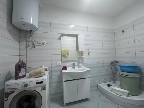 Tirane, jap me qera apartament 2+1 Kati 5, 114 m² 520 € (Astir)