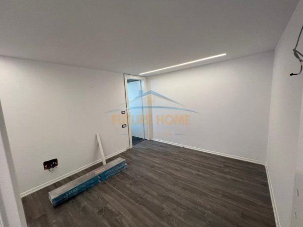 Tirane, shitet apartament duplex 1+1 Kati 1, 90 m² 130.000 € (KOMPLEKSI GOLDEN PARK)