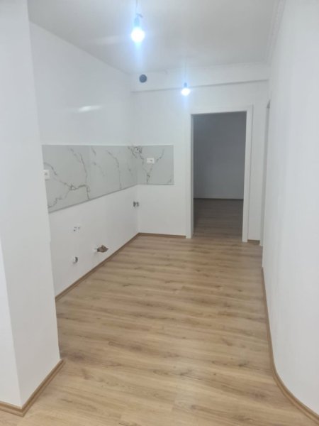 Tirane, shitet 2+1 , 72 m² 165.000 € 
