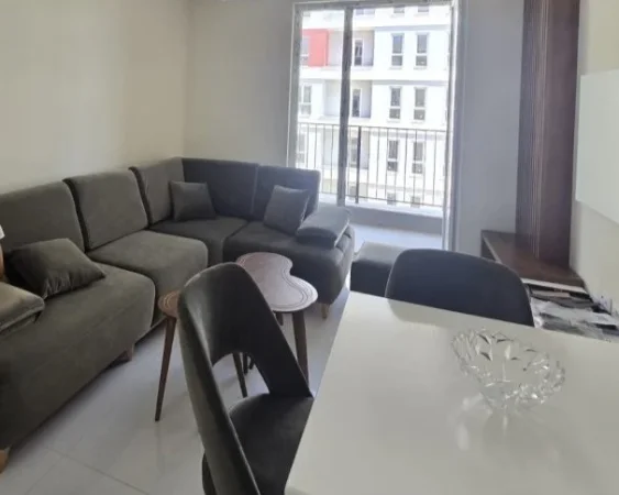 Tirane, jepet me qera apartament 1+1+Aneks+Ballkon Kati 5, 60 m² 400 € (QTU)