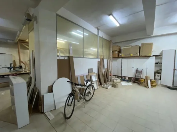 Elbasan, shitet ambjent biznesi Kati 3, 411 m² 729.000 € 