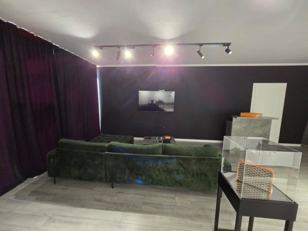 Tirane, shitet ambjent biznesi Kati 1, 59 m² 