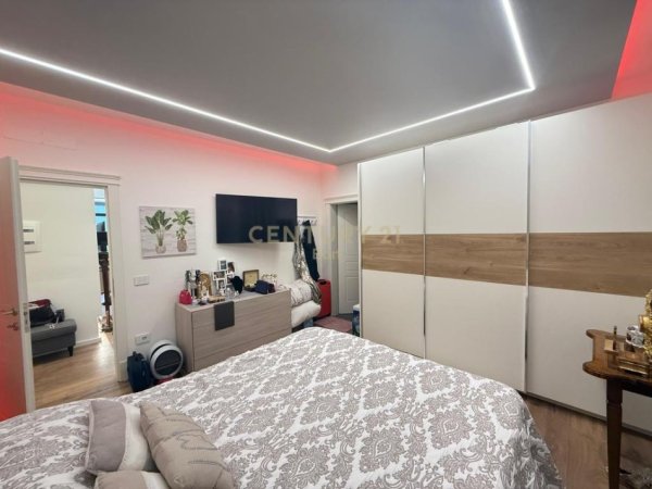 Durres, shitet apartament 2+1+Ballkon Kati 4, 110 m² 300.000 € (Vila e Zogut , Durres)