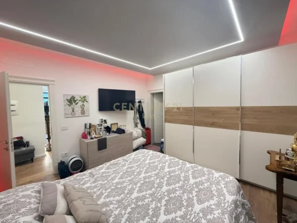 Durres, shitet apartament 2+1+Ballkon Kati 4, 110 m² 300.000 € (Vila e Zogut , Durres)