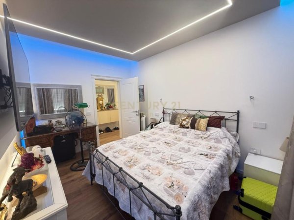 Durres, shitet apartament 2+1+Ballkon Kati 4, 110 m² 300.000 € (Vila e Zogut , Durres)