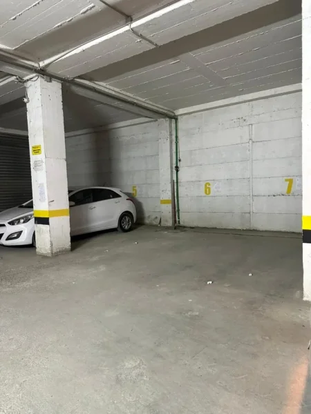 Tirane, shitet garazh | post parkimi Kati -1, 16 m² (Kompleksi Gener 2)