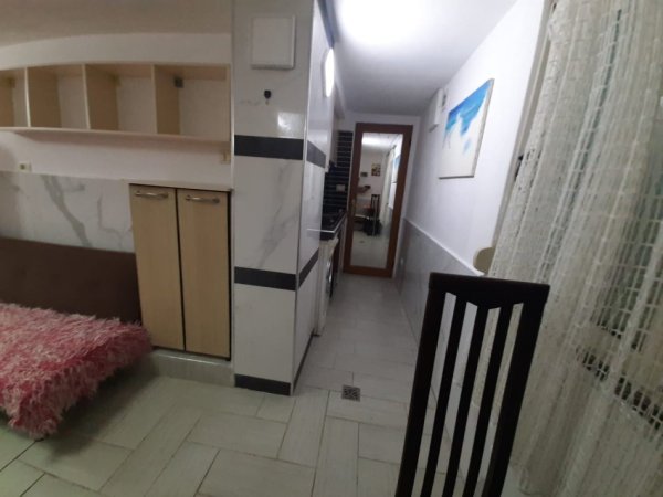 Tirane, jap me qera garsonier 1+1 Kati 1, 40 m² 360 € (5 Maj)