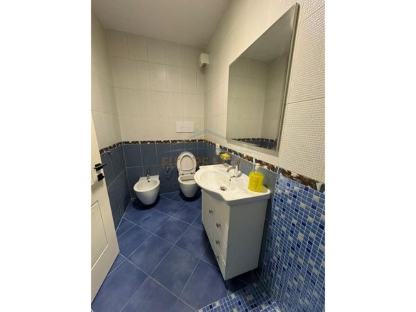 Tirane, shitet apartament 2+1 Kati 7, 92 m² 215.000 € (OXHAKU)
